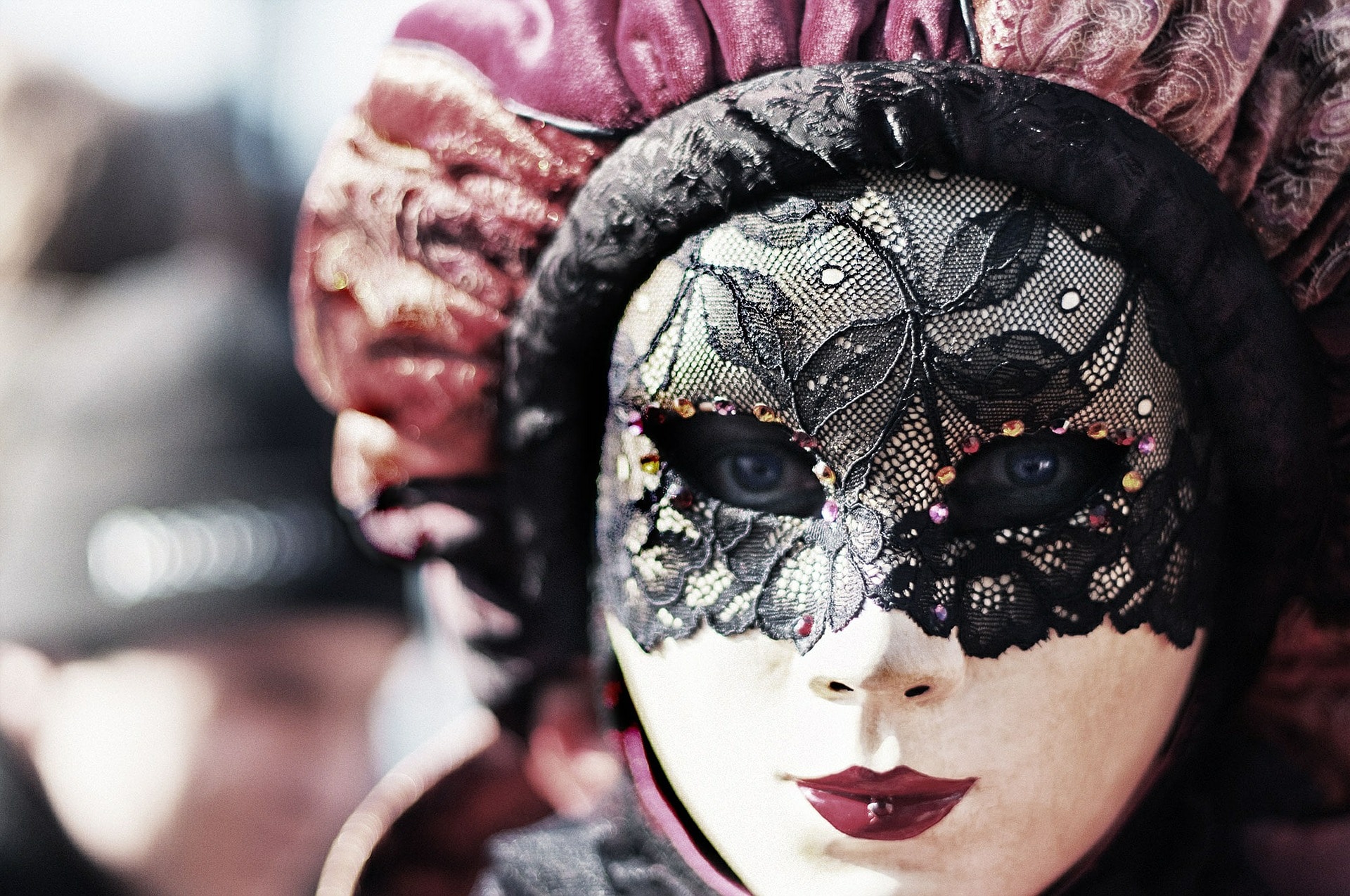 ANNECY’S VENETIAN CARNIVAL